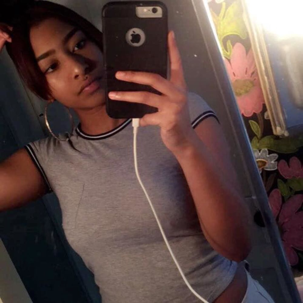 Meet your Posher, Imani